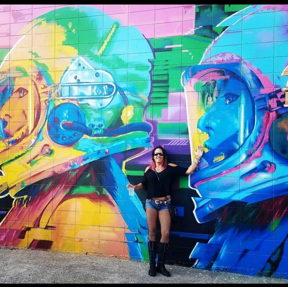 Meet your Posher, Gina